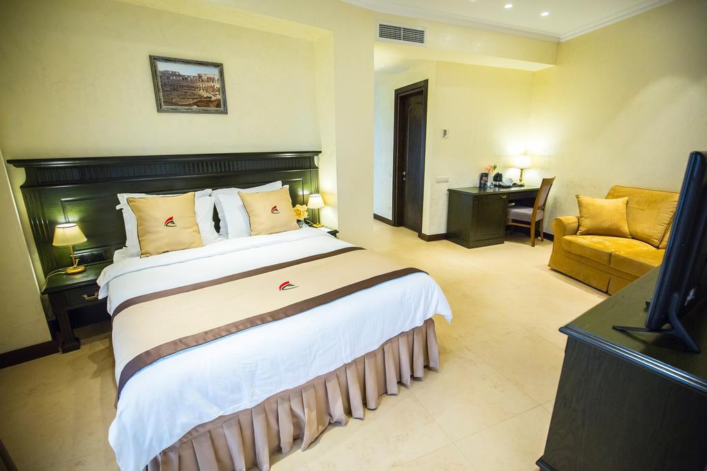 Colosseum Marina Hotel Batumi Rom bilde