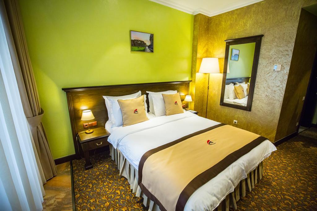 Colosseum Marina Hotel Batumi Rom bilde