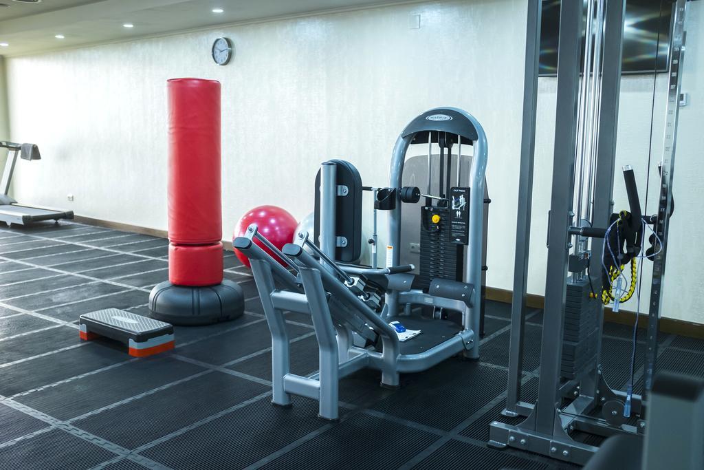 Colosseum Marina Hotel Batumi Eksteriør bilde