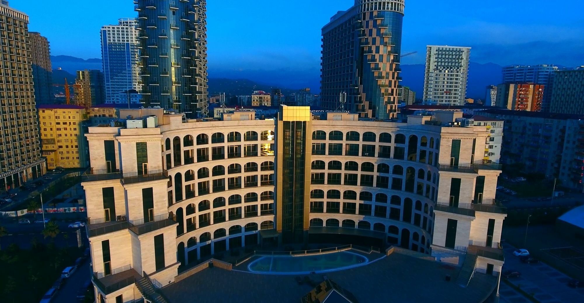 Colosseum Marina Hotel Batumi Eksteriør bilde